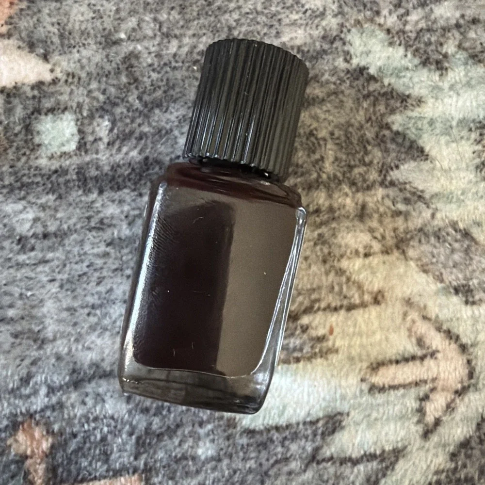 NEW CHANEL Paris le Vernis Nail Polish/947 Desir Deep Plum 0.4 Fl Oz